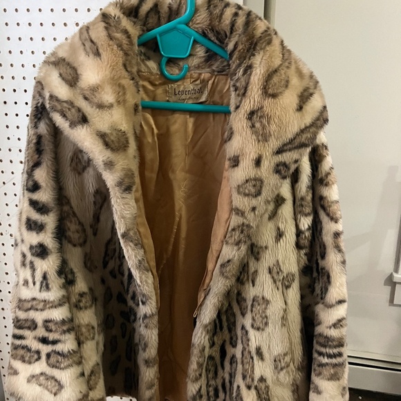 1970s vintage faux fur coat - Picture 1 of 9